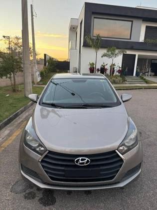 HYUNDAI HB20 1.6 COMFORT PLUS 16V FLEX 4P MANUAL HYUNDAI HB20 1.6 COMFORT PLUS 16V FLEX 4P MANUAL